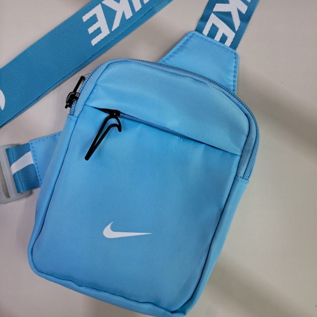 Сумка-месенджер Nike, блакитна