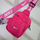 Сумка-месенджер Nike, насичено рожева