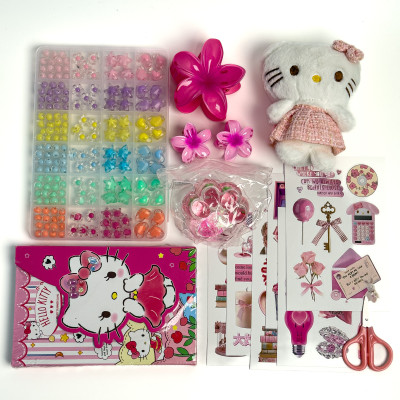 Подарунковий набір “Hello Kitty”, Хелло Кітті