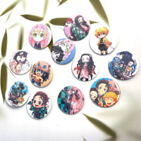 Значки, піни та брошки