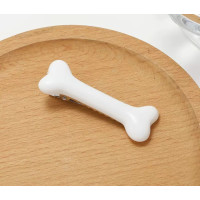 Заколка у формі кісточки (2 штуки)