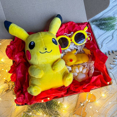 Подарунковий набір Пікачу