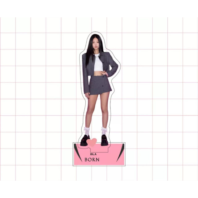 Акриловий стенд BLACKPINK 10 см Дженні