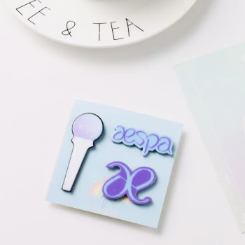 Набір з трьох значків к-поп Aespa