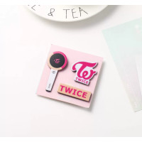 Набір з трьох значків к-поп Tewice