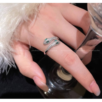 Каблучка з кристалами 