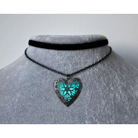 Чокер з підвіскою люмінесцентне Серце