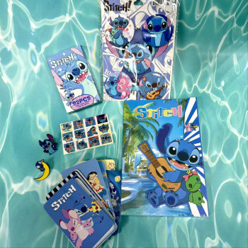 Подарунковий набір Стіч (картки+стікери, блокнот, значки)