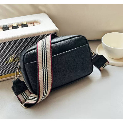 Жіноча сумка крос-боді з широким ременем Чорна