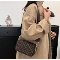 Жіноча сумка крос-боді з візерунком Шоколад