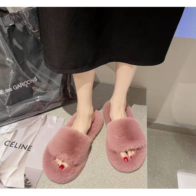 Пухнасті жіночі тапочки Рожеві