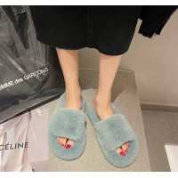 Пухнасті жіночі тапочки Сіро-блакитні