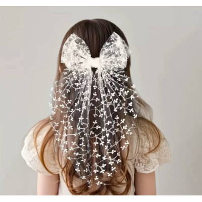 Ніжна мереживна заколка бант для дівчаток