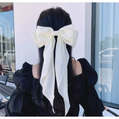 Заколка бант для волосся атласний, молочний, айворі