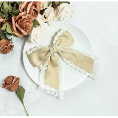 Заколка-Бант з атласної стрічки та мережива, бежева
