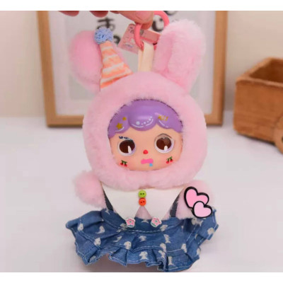 Іграшка брелок лялечка рожева