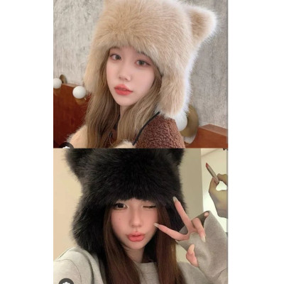 Пухнаста шапка з вушками та хвостиком, бежева