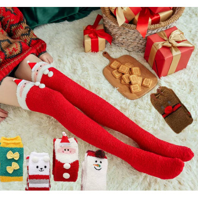 Зимові теплі пухнасті різдвяні гольфи