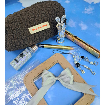 Стильний подарунковий набір для дівчат